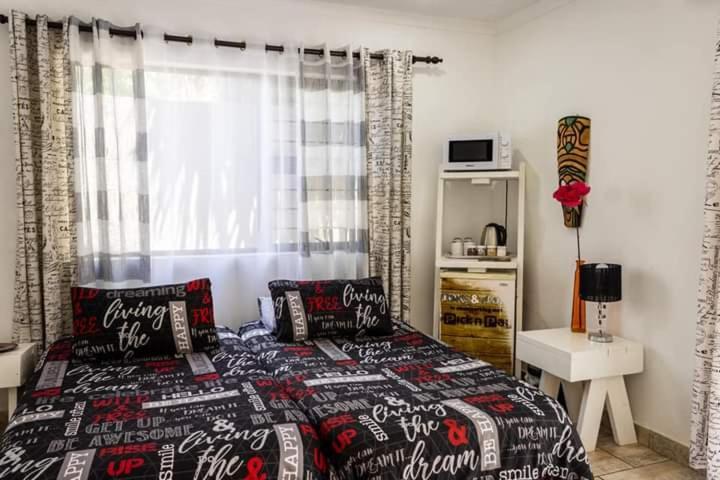 Mykhaya-Your Home Away From Home Kempton Park Exteriér fotografie