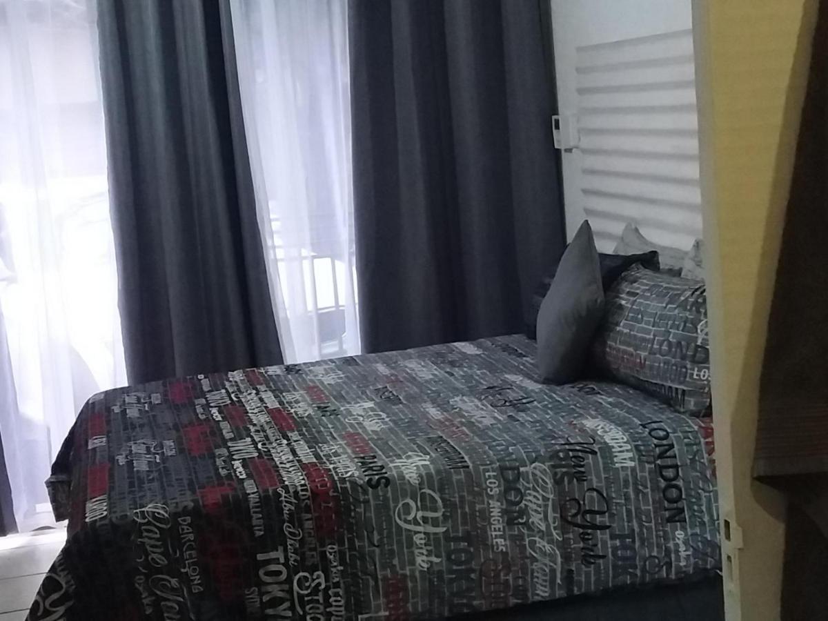 Mykhaya-Your Home Away From Home Kempton Park Exteriér fotografie